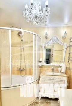 2-к квартира, вторичка, 63м2, 2/9 этаж