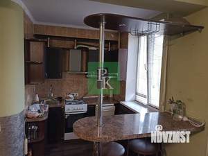 2-к квартира, вторичка, 43м2, 1/5 этаж