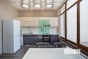 3-к квартира, вторичка, 134м2, 1/2 этаж