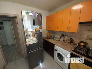 2-к квартира, вторичка, 42м2, 1/5 этаж