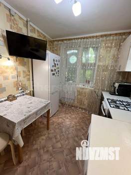 2-к квартира, вторичка, 54м2, 1/5 этаж