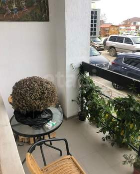 2-к квартира, вторичка, 60м2, 1/2 этаж