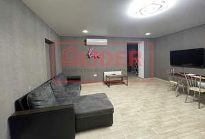 2-к квартира, вторичка, 70м2, 1/3 этаж