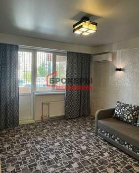 2-к квартира, вторичка, 67м2, 1/10 этаж