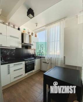 2-к квартира, вторичка, 55м2, 3/5 этаж