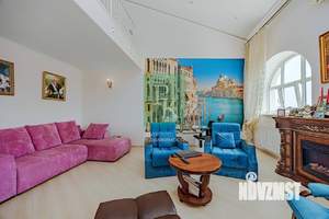 3-к квартира, вторичка, 130м2, 8/8 этаж