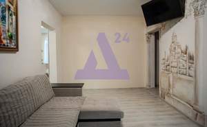 2-к квартира, вторичка, 39м2, 1/3 этаж