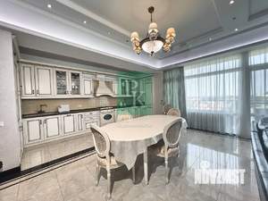 3-к квартира, вторичка, 155м2, 2/5 этаж