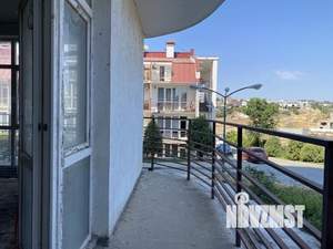 Студия квартира, вторичка, 35м2, 1/6 этаж