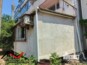 3-к квартира, вторичка, 100м2, 1/5 этаж