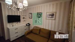 4-к квартира, вторичка, 82м2, 1/5 этаж