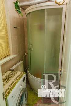 4-к квартира, вторичка, 120м2, 1/9 этаж