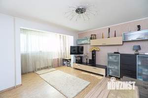 2-к квартира, вторичка, 63м2, 1/9 этаж