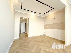 2-к квартира, вторичка, 58м2, 1/10 этаж