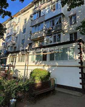 2-к квартира, вторичка, 44м2, 1/5 этаж