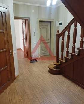 4-к квартира, вторичка, 136м2, 4/5 этаж