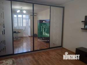 1-к квартира, вторичка, 50м2, 2/5 этаж