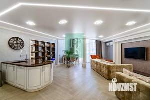 3-к квартира, вторичка, 110м2, 1/9 этаж