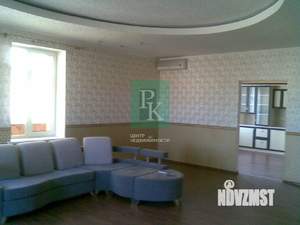 4-к квартира, вторичка, 169м2, 2/5 этаж