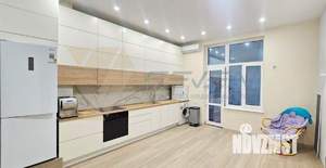 2-к квартира, вторичка, 65м2, 1/6 этаж