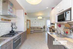 2-к квартира, вторичка, 90м2, 5/10 этаж