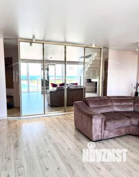 4-к квартира, вторичка, 160м2, 9/10 этаж