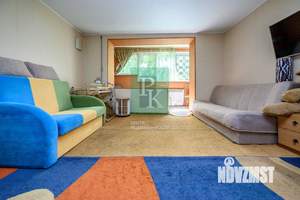 2-к квартира, вторичка, 56м2, 1/9 этаж