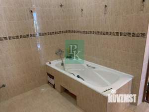 2-к квартира, вторичка, 101м2, 1/3 этаж