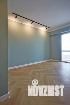 2-к квартира, вторичка, 64м2, 1/9 этаж