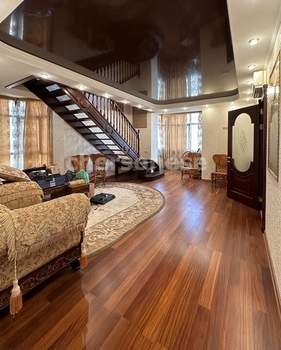 5-к квартира, вторичка, 233м2, 7/8 этаж