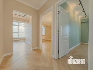 2-к квартира, вторичка, 58м2, 1/10 этаж