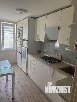 2-к квартира, вторичка, 56м2, 8/10 этаж