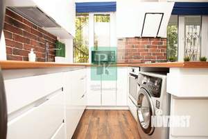 2-к квартира, вторичка, 57м2, 1/5 этаж