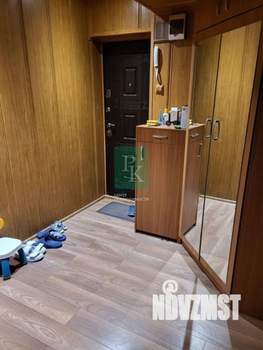 2-к квартира, вторичка, 60м2, 1/5 этаж