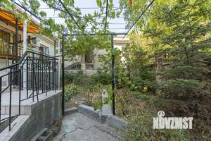 2-к квартира, вторичка, 111м2, 1/5 этаж