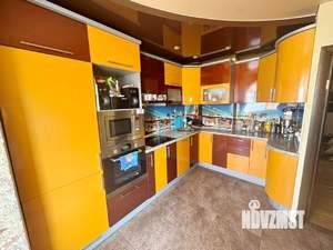 3-к квартира, вторичка, 74м2, 10/17 этаж