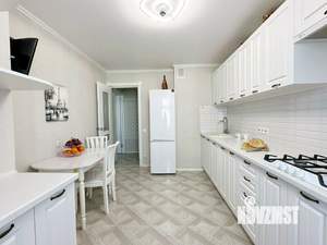 3-к квартира, вторичка, 74м2, 8/10 этаж