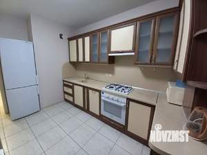 2-к квартира, вторичка, 64м2, 1/10 этаж