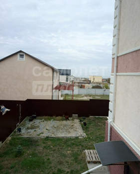 Студия квартира, вторичка, 40м2, 3/3 этаж