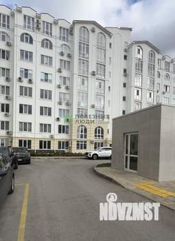 2-к квартира, вторичка, 65м2, 3/8 этаж