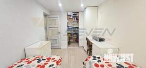 2-к квартира, вторичка, 65м2, 1/6 этаж