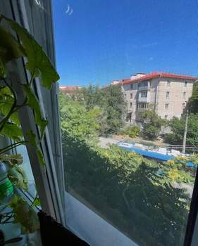 3-к квартира, вторичка, 56м2, 4/4 этаж