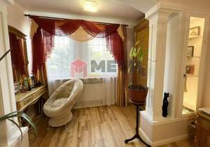 2-к квартира, вторичка, 64м2, 1/10 этаж