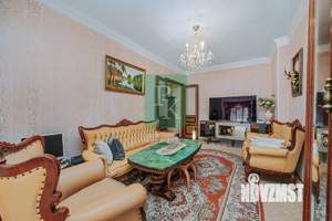 2-к квартира, вторичка, 70м2, 1/2 этаж