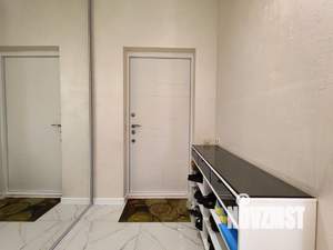 2-к квартира, вторичка, 74м2, 1/3 этаж