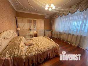 3-к квартира, вторичка, 104м2, 2/5 этаж