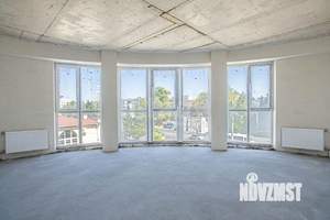 3-к квартира, вторичка, 102м2, 3/10 этаж