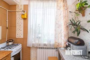 3-к квартира, вторичка, 62м2, 1/5 этаж