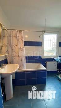2-к квартира, вторичка, 62м2, 1/10 этаж