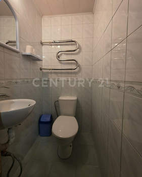 4-к квартира, вторичка, 80м2, 1/1 этаж
